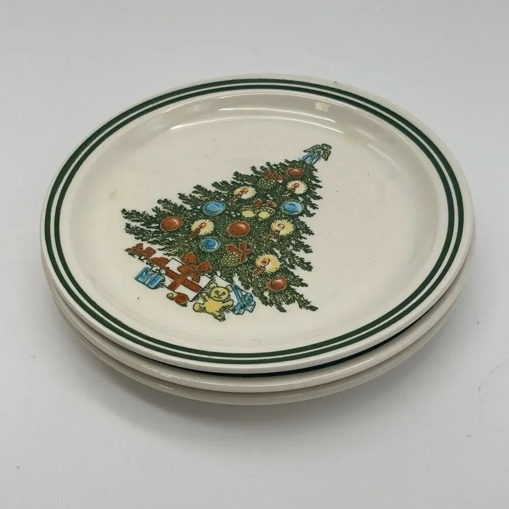 Christmas Tree Plates Lot of 3 Salad Dessert White Ceramic Round Traditional Set